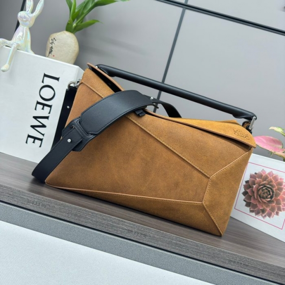 LOEWE 062433 大パズルハンドバッグ サイズ:33x21x17cm LOEWE 062433 大パズルハンドバッグ サイズ:33x21x17cm