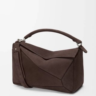 LOEWE 9172 大粒面牛バエル パズル サイズ:33x21.5x17.5cm LOEWE 9172 大粒面牛バエル パズル サイズ:33x21.5x17.5cm
