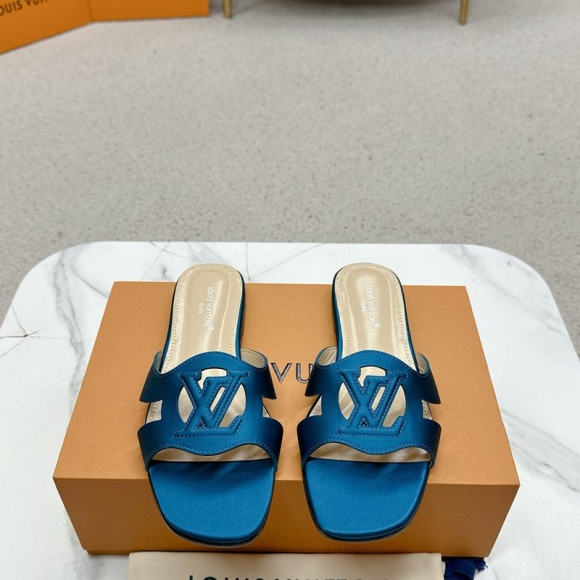 【LOUISVUITTON】レザーパンプスヒールシューズストリートシューズレディース