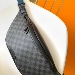 LOUIS VUITTON N40187 ディスカバリー ウエストバッグ サイズ:47x20cm LOUIS VUITTON N40187 ディスカバリー ウエストバッグ サイズ:47x20cm