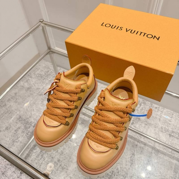【LOUISVUITTON】リミックス登山ブーツレザーブーツ厚底ブーツメンズレディース 【LOUISVUITTON】リミックス登山ブーツレザーブーツ厚底ブーツメンズレディース