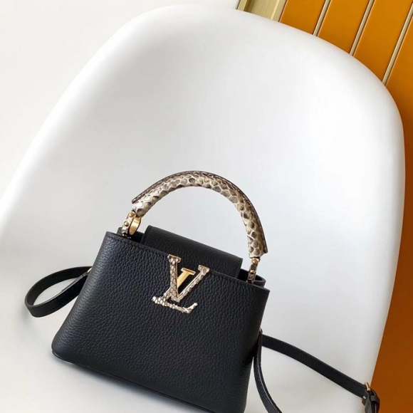 LOUIS VUITTON N85515 牛皮 ブラック ハンドバッグ 斜め掛けフラップ 21x13.6cm サイズ:21x13.6cm LOUIS VUITTON N85515 牛皮 ブラック ハンドバッグ 斜め掛けフラップ 21x13.6cm サイズ:21x13.6cm