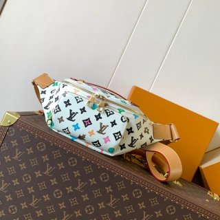LOUIS VUITTON M24858 ラッシュ ウエストバッグ 白マルチ サイズ:30x15cm LOUIS VUITTON M24858 ラッシュ ウエストバッグ 白マルチ サイズ:30x15cm