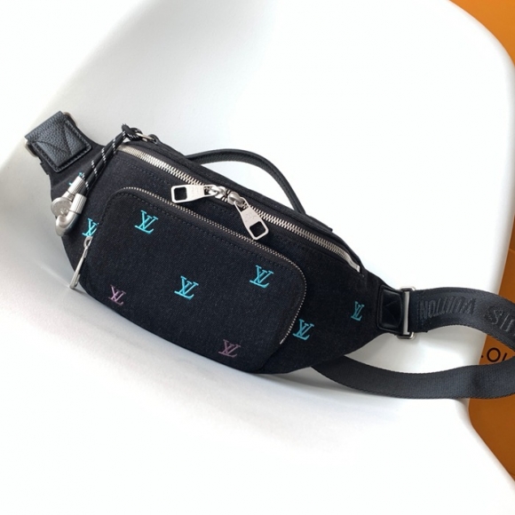 LOUIS VUITTON M13961 グラデーションデニムウエストバッグ サイズ:37x14x13cm LOUIS VUITTON M13961 グラデーションデニムウエストバッグ サイズ:37x14x13cm