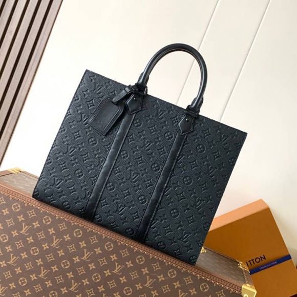 LOUIS VUITTON M24786 サックプラ24H サイズ:41x33x14cm LOUIS VUITTON M24786 サックプラ24H サイズ:41x33x14cm