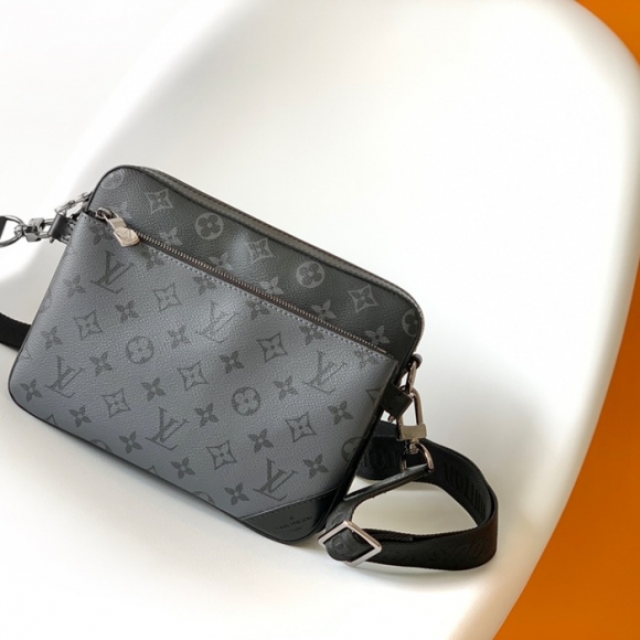 LOUIS VUITTON M69443 トリオ メッセンジャー サイズ:25x18.5cm LOUIS VUITTON M69443 トリオ メッセンジャー サイズ:25x18.5cm