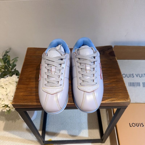 【LOUISVUITTON】ファレルウィリアムスコラボバターソフトスニーカーメンズレディース 【LOUISVUITTON】ファレルウィリアムスコラボバターソフトスニーカーメンズレディース