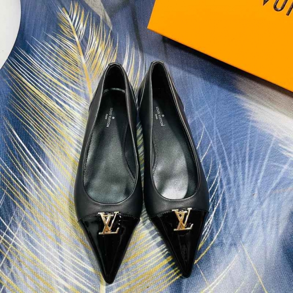 【LOUISVUITTON】唐三彩スニーカーレザースニーカーカジュアルシューズレディース 【LOUISVUITTON】唐三彩スニーカーレザースニーカーカジュアルシューズレディース