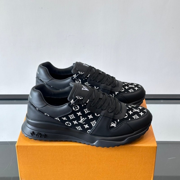 LV メンズ スニーカー ランアウェイ 39-44 LV メンズ スニーカー ランアウェイ 39-44