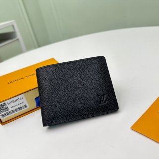 LOUIS VUITTON M58189 マルチプル短財布 LVエアログラム ベージュ サイズ:11.5x9x1.5cm LOUIS VUITTON M58189 マルチプル短財布 LVエアログラム ベージュ サイズ:11.5x9x1.5cm