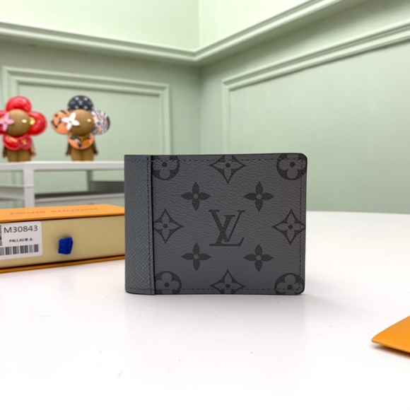 LOUIS VUITTON M30843 マルチプル短財布 タイガラマ サイズ:11.5x9x1.5cm LOUIS VUITTON M30843 マルチプル短財布 タイガラマ サイズ:11.5x9x1.5cm
