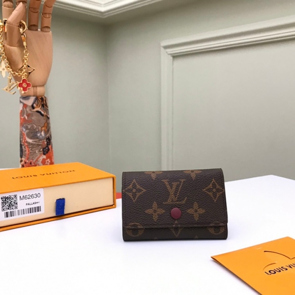 LOUIS VUITTON M62630 キーケース モノグラム パープル サイズ:10×7cm LOUIS VUITTON M62630 キーケース モノグラム パープル サイズ:10×7cm