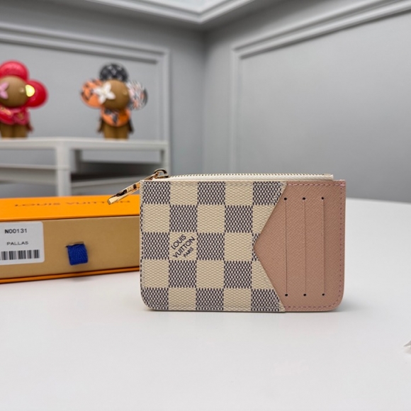 LOUIS VUITTON N00131 ロミーカードケース モノグラム サイズ:12x8x0.8cm LOUIS VUITTON N00131 ロミーカードケース モノグラム サイズ:12x8x0.8cm