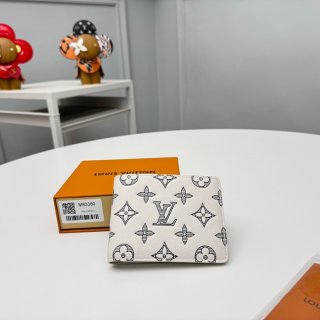 LOUIS VUITTON M83380 マルチプル短財布 モノグラムシャドウ ホワイト サイズ:11.5x9x1.5cm LOUIS VUITTON M83380 マルチプル短財布 モノグラムシャドウ ホワイト サイズ:11.5x9x1.5cm