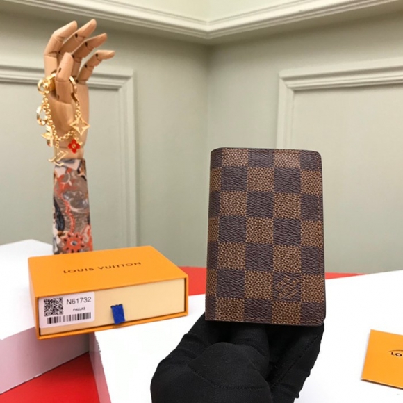 LOUIS VUITTON N63145 ポケットオーガナイザー ダミエエベン サイズ:11x7cm LOUIS VUITTON N63145 ポケットオーガナイザー ダミエエベン サイズ:11x7cm