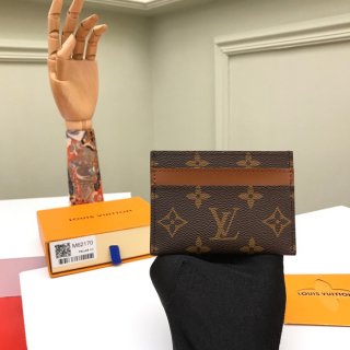 LOUIS VUITTON M62170 カードケース モノグラム サイズ:11x7cm LOUIS VUITTON M62170 カードケース モノグラム サイズ:11x7cm
