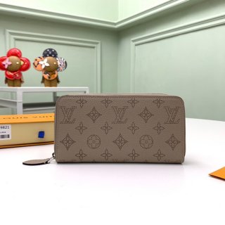 LOUIS VUITTON M69821 ジッピー長財布 マヒナ グレー サイズ:19.5x10.5x2.5cm
