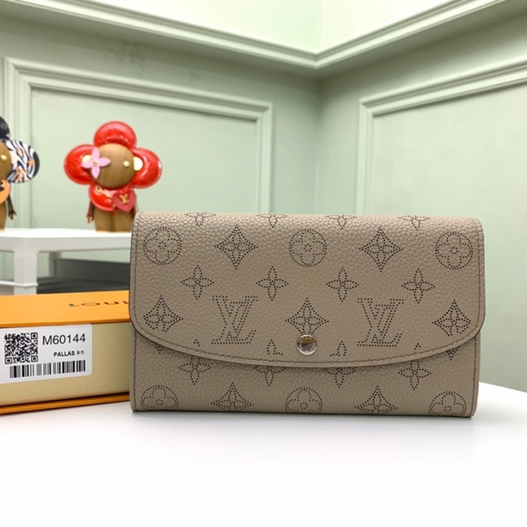 LOUIS VUITTON M60144 イリス長財布 モノグラムレース グレー サイズ:19x12cm LOUIS VUITTON M60144 イリス長財布 モノグラムレース グレー サイズ:19x12cm