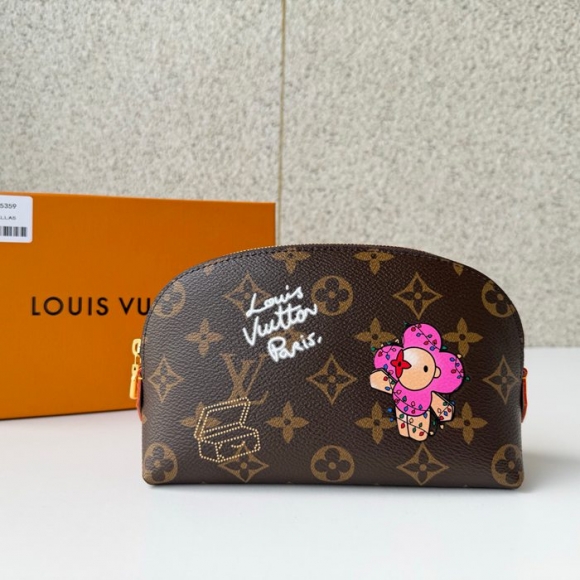 LOUIS VUITTON M15359 コスメポーチ ヴィヴィエンヌ サイズ:17x12cm LOUIS VUITTON M15359 コスメポーチ ヴィヴィエンヌ サイズ:17x12cm