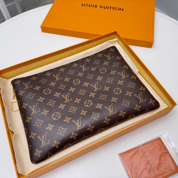 LOUIS VUITTON M13561 ポシェット クレ 大 モノグラム サイズ:33x24cm LOUIS VUITTON M13561 ポシェット クレ 大 モノグラム サイズ:33x24cm