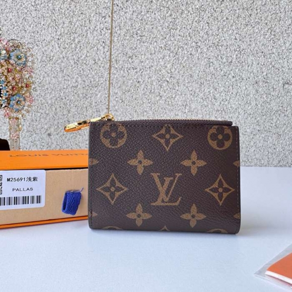 LOUIS VUITTON M25691 リサ財布 モノグラム ラベンダー サイズ:9x11.5x1.5cm LOUIS VUITTON M25691 リサ財布 モノグラム ラベンダー サイズ:9x11.5x1.5cm