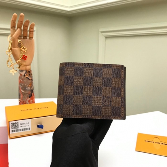LOUIS VUITTON N60053 アメリゴ財布 ダミエエベン サイズ:11.5x9.5cm LOUIS VUITTON N60053 アメリゴ財布 ダミエエベン サイズ:11.5x9.5cm