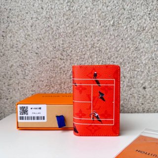 LOUIS VUITTON M14883 ポケットオーガナイザー カラードモノグラム スポーツシーン オレンジ サイズ:7.5x11.1cm LOUIS VUITTON M14883 ポケットオーガナイザー カラードモノグラム スポーツシーン オレンジ サイズ:7.5x11.1cm