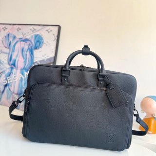 LOUIS VUITTON M26075 ウィーケンダーバッグ ブリーフケース サイズ:46x31x18cm