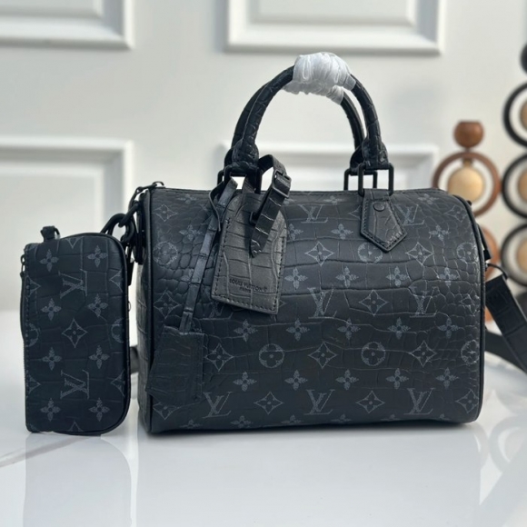 LOUIS VUITTON M13904 牛皮 モノグラム 斜め掛けバッグ 斜め掛け 32x22.5x18cm サイズ:32x22.5x18cm
