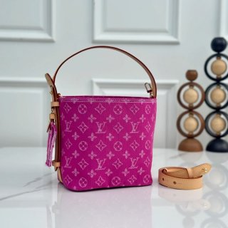 LOUIS VUITTON M27626 デニム 配色 レッド ショルダーバッグ ショルダー 18x16x12cm サイズ:18x16x12cm LOUIS VUITTON M27626 デニム 配色 レッド ショルダーバッグ ショルダー 18x16x12cm サイズ:18x16x12cm