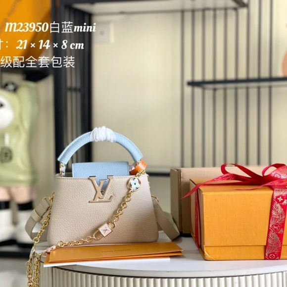 LOUIS VUITTON M23950 モノグラム ホワイト 斜め掛けバッグ 斜め掛けチェーン 21x14cm サイズ:21x14cm LOUIS VUITTON M23950 モノグラム ホワイト 斜め掛けバッグ 斜め掛けチェーン 21x14cm サイズ:21x14cm