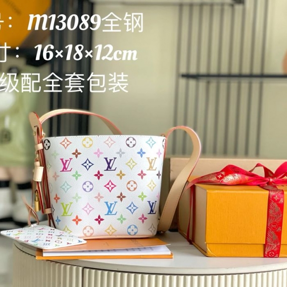 LOUIS VUITTON M13089 斜め掛けバッグ 斜め掛け 18.5x16x12cm サイズ:18.5x16x12cm LOUIS VUITTON M13089 斜め掛けバッグ 斜め掛け 18.5x16x12cm サイズ:18.5x16x12cm