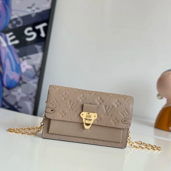 LOUIS VUITTON M69423 モノグラム アプリコット 斜め掛けバッグ レディース斜め掛けチェーン 19x12.5cm サイズ:19x12.5cm