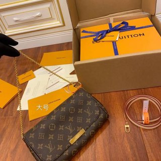 LOUIS VUITTON M40718 ボックスレザー 斜め掛けバッグ レディース斜め掛け 26x12cm サイズ:26x12cm