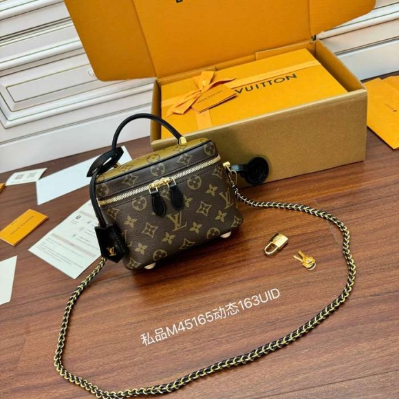 LOUIS VUITTON M45165 ボックスレザー 斜め掛けバッグ レディース斜め掛け 19x13x11cm サイズ:19x13x11cm LOUIS VUITTON M45165 ボックスレザー 斜め掛けバッグ レディース斜め掛け 19x13x11cm サイズ:19x13x11cm