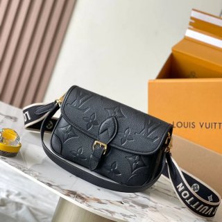 LOUIS VUITTON M46386 パターン ブラック 斜め掛けバッグ レディース斜め掛け 23x16x8.5cm サイズ:23x16x8.5cm
