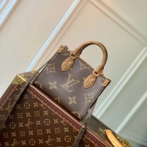 LOUIS VUITTON M46839 キャンバス モノグラム 斜め掛けバッグ レディース斜め掛け 18x15x8.5cm サイズ:18x15x8.5cm LOUIS VUITTON M46839 キャンバス モノグラム 斜め掛けバッグ レディース斜め掛け 18x15x8.5cm サイズ:18x15x8.5cm