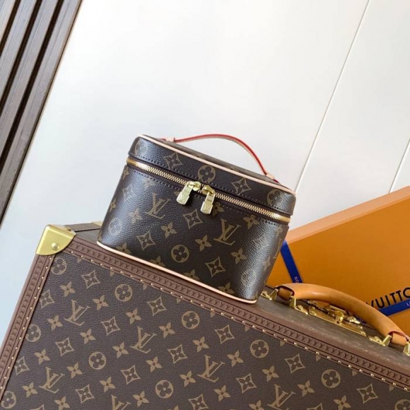 LOUIS VUITTON M44495 キャンバス モノグラム 斜め掛けバッグ レディース斜め掛け手提げフラップ 20x13.5x12cm サイズ:20x13.5x12cm LOUIS VUITTON M44495 キャンバス モノグラム 斜め掛けバッグ レディース斜め掛け手提げフラップ 20x13.5x12cm サイズ:20x13.5x12cm