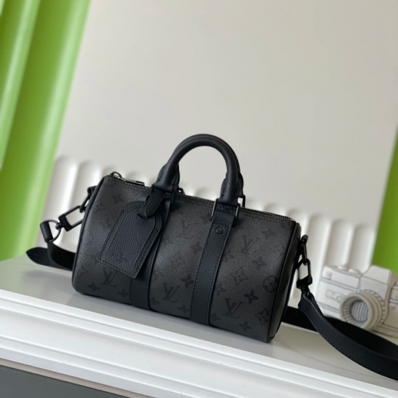 LOUIS VUITTON M28369 キープオール 黒花まくらバッグ サイズ:25x15x11cm LOUIS VUITTON M28369 キープオール 黒花まくらバッグ サイズ:25x15x11cm