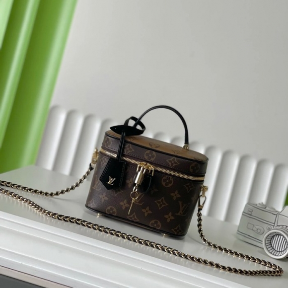 LOUIS VUITTON M45165 モノグラム 斜め掛けバッグ 斜め掛け サイズ:19.0x13.0x11.0cm LOUIS VUITTON M45165 モノグラム 斜め掛けバッグ 斜め掛け サイズ:19.0x13.0x11.0cm
