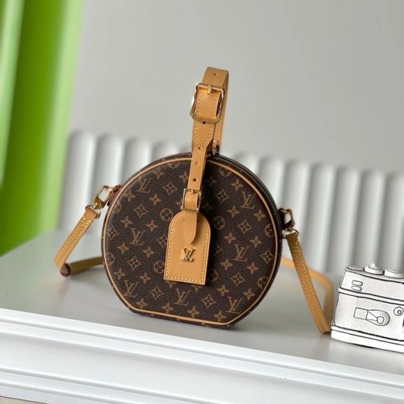 LOUIS VUITTON M43514 斜め掛けバッグ 斜め掛け手提げ サイズ:17.5x16.5x7.5cm LOUIS VUITTON M43514 斜め掛けバッグ 斜め掛け手提げ サイズ:17.5x16.5x7.5cm