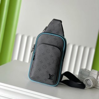 LOUIS VUITTON M11703 アベニュー 灰花ショルダー胸バッグ サイズ:30x16x5.7cm LOUIS VUITTON M11703 アベニュー 灰花ショルダー胸バッグ サイズ:30x16x5.7cm