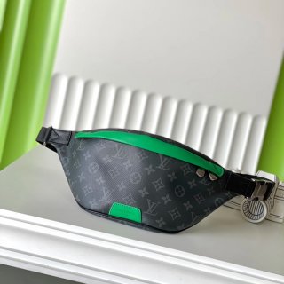 LOUIS VUITTON M25924 ディスカバリー 黒花ウエストバッグ サイズ:44x15cm LOUIS VUITTON M25924 ディスカバリー 黒花ウエストバッグ サイズ:44x15cm