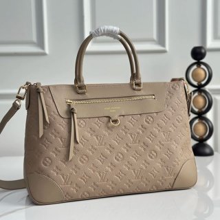 LOUIS VUITTON M29152 モノグラム ブラック 斜め掛けバッグ レディース斜め掛け手提げチェーン 40x26x15cm サイズ:40x26x15cm