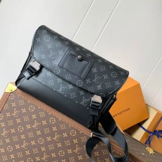 LOUIS VUITTON M40511 中メッセンジャー メッセンジャー サイズ:32x23cm LOUIS VUITTON M40511 中メッセンジャー メッセンジャー サイズ:32x23cm