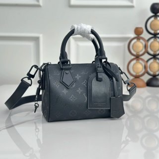 LOUIS VUITTON M28262 牛皮 モノグラム ブラック 斜め掛けバッグ レディース斜め掛け 22x17.5x14cm サイズ:22x17.5x14cm