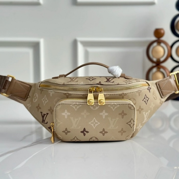 LOUIS VUITTON M29274 杏グラデウエストバッグ ラッシュ サイズ:30x15cm LOUIS VUITTON M29274 杏グラデウエストバッグ ラッシュ サイズ:30x15cm