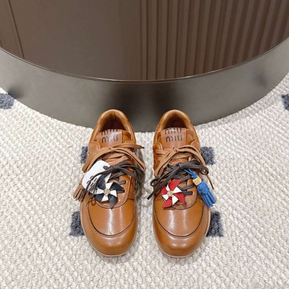 【MIUMIU】新作ワックスレザーシューズレザーシューズカジュアルシューズレディース 【MIUMIU】新作ワックスレザーシューズレザーシューズカジュアルシューズレディース