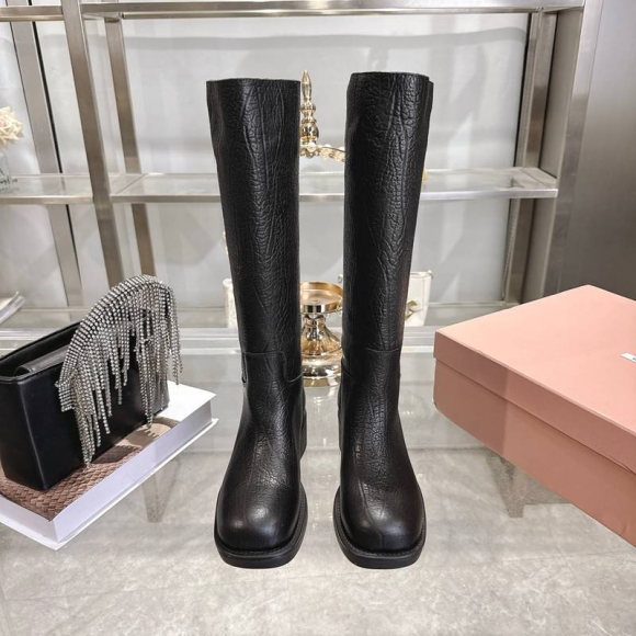 【MIUMIU】ショートブーツレザーブーツマーチンブーツレディース 【MIUMIU】ショートブーツレザーブーツマーチンブーツレディース