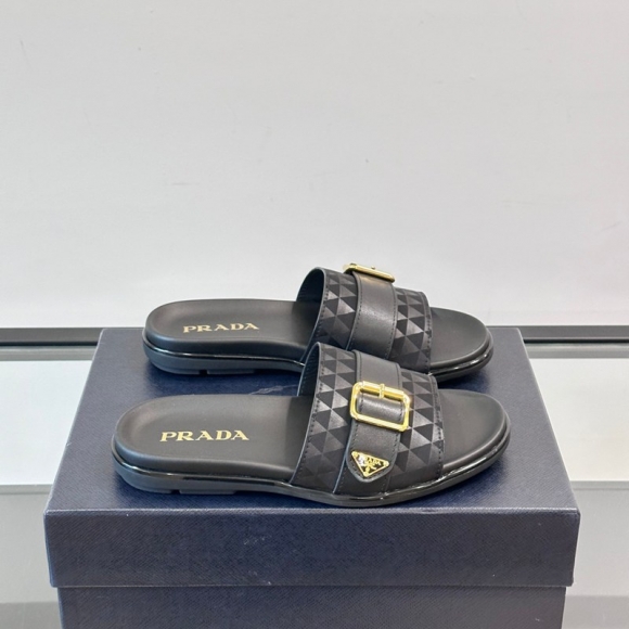 プラダ メンズ サンダル 39-44 プラダ メンズ サンダル 39-44